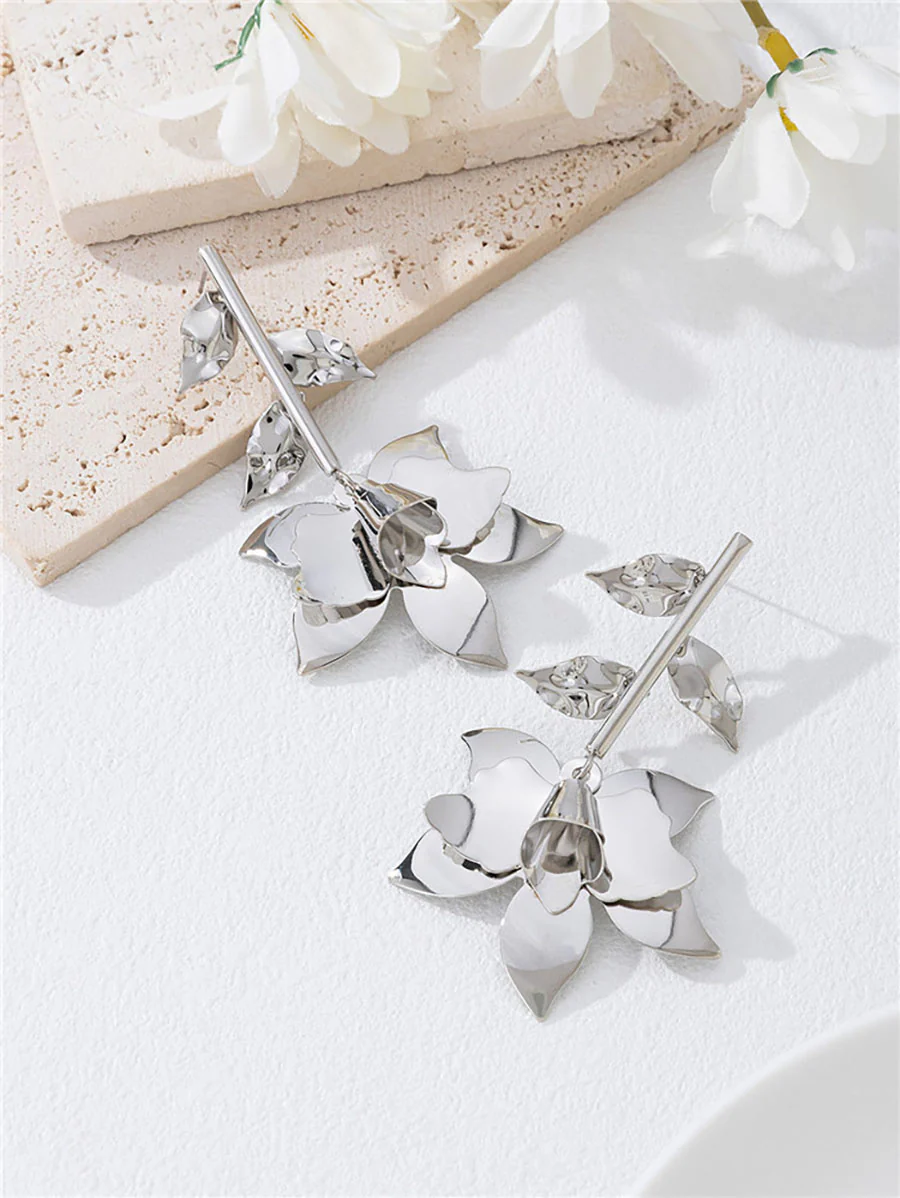 Flower Shape Earrings Accessories - Image 2
